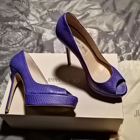 Jimmy Choos - Picture 2 of 8